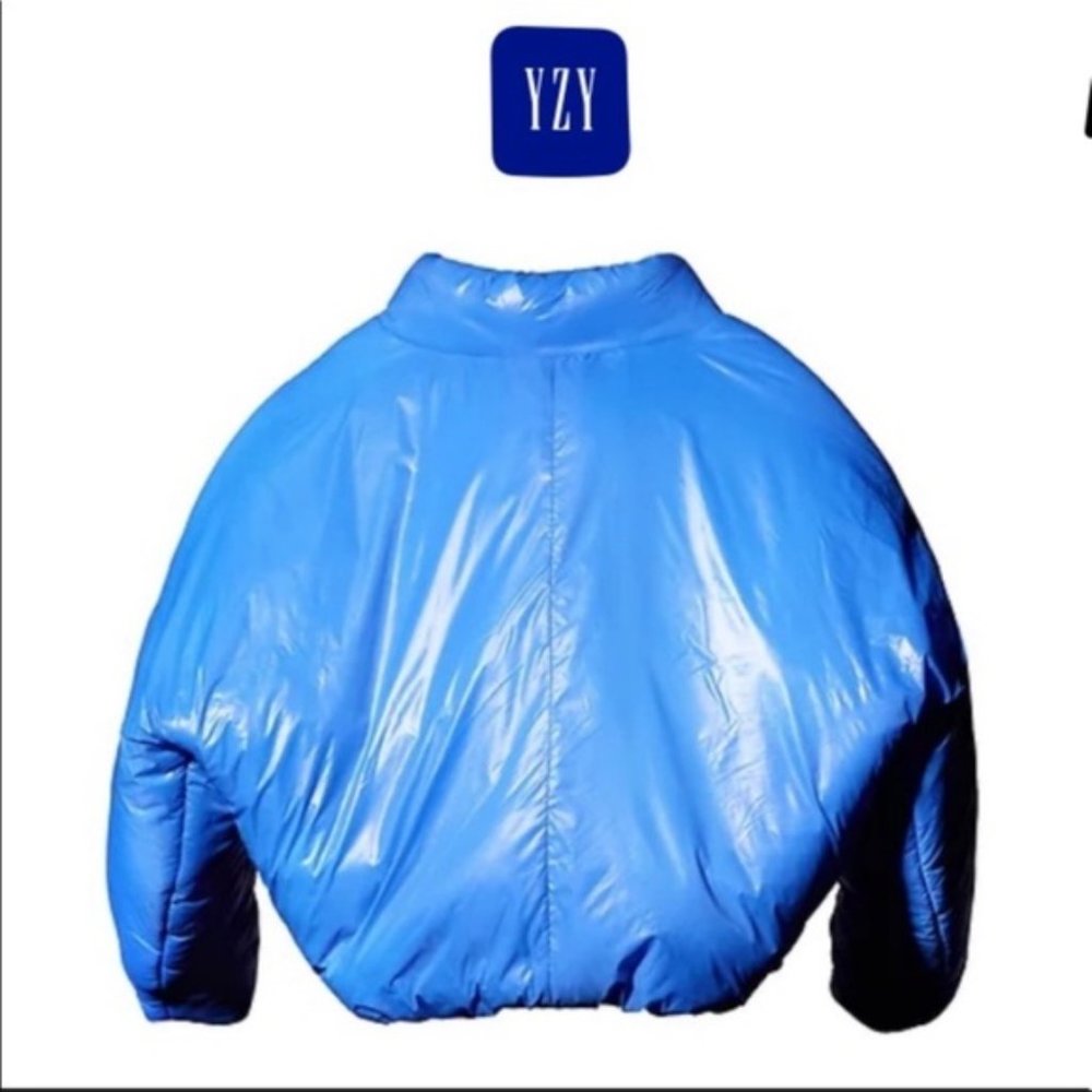 Yeezy Blue Puffer New With Tags (Large)